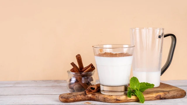 bai-viet/sua-que-kham-pha-loi-ich-suc-khoe-va-cach-dung-khoa-hoc.html