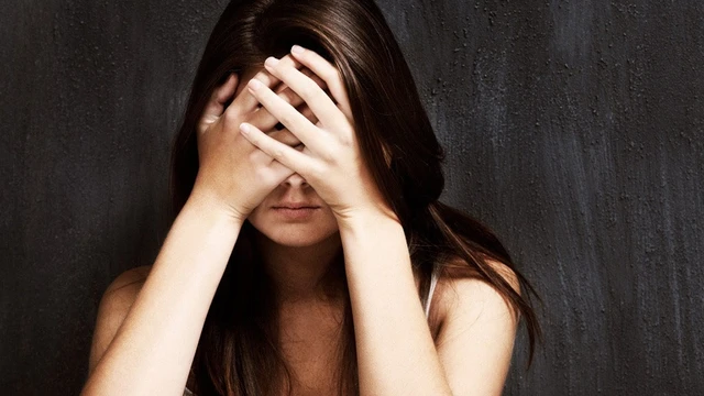 bai-viet/suy-nghi-tieu-cuc-la-gi-bieu-hien-va-tac-dong-den-con-nguoi-67723.html