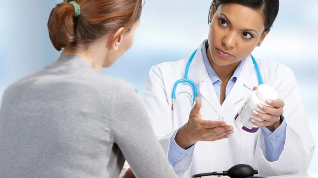 bai-viet/tai-sao-chuyen-gia-khuyen-nghi-phu-nu-tuoi-40-nen-bat-dau-kiem-tra-ruot-gia-55266.html