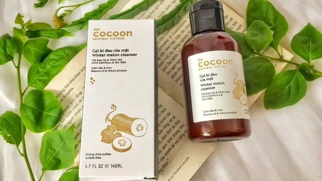 bai-viet/tai-sao-chi-em-nen-lua-chon-su-dung-sua-rua-mat-cocoon.html