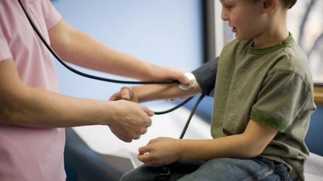 bai-viet/tang-huyet-ap-do-hep-dong-mach-than-o-nguoi-tre.html