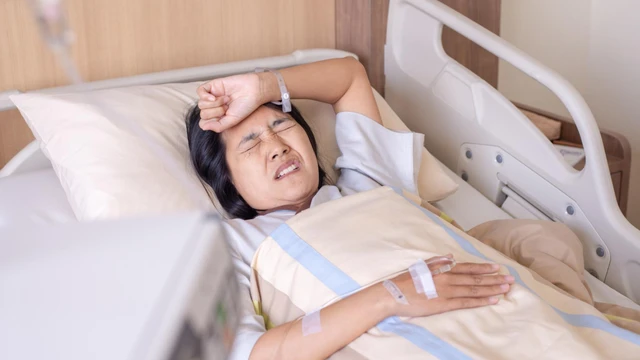 Thanh Hóa: 10 người nhập viện sau khi ăn thịt, trứng cá cảnh