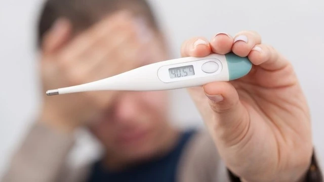 bai-viet/theo-doi-nhiet-do-co-the-phat-hien-ra-som-nhung-thay-doi-bat-thuong.html