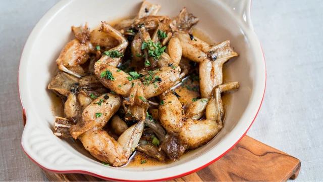 bai-viet/thit-ech-ky-voi-rau-gi-ham-luong-dinh-duong-va-loi-ich-cua-thit-ech.html