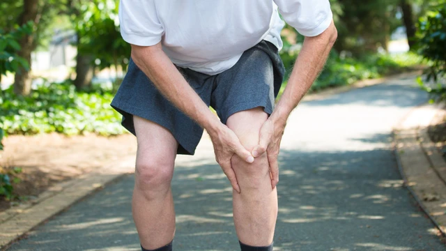 bai-viet/thoi-quen-xau-khi-tap-the-duc-huy-hoai-khop-sau-50-tuoi.html