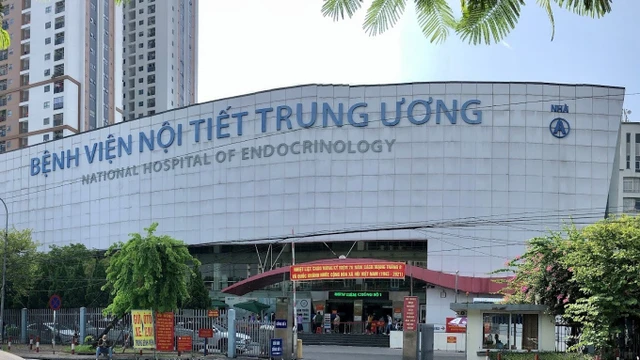 bai-viet/thu-tuc-khi-kham-tuyen-giap-o-benh-vien-noi-tiet-trung-uong.html