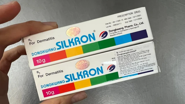 bai-viet/thuoc-7-mau-co-boi-duoc-cho-tre-so-sinh-khong-nhung-luu-y-khi-su-dung.html