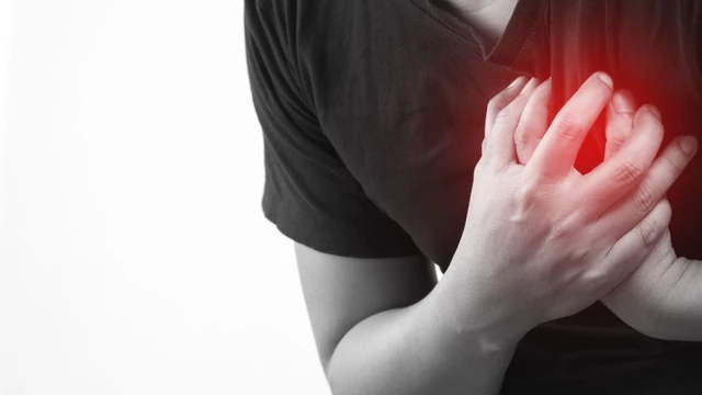 bai-viet/8-loai-thuoc-dieu-tri-dau-that-nguc-duoc-dung-pho-bien.html