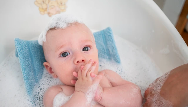 bai-viet/tiem-6-trong-1-ve-co-duoc-tam-khong-mot-so-luu-y-can-biet-sau-tiem-vac-xin-6-trong-1.html