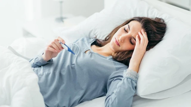 bai-viet/tim-hieu-sot-37-5-do-keo-dai-o-nguoi-lon-co-nguy-hiem-khong-65060.html