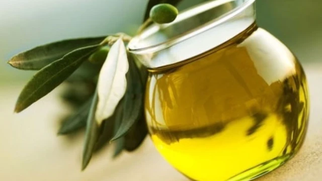 bai-viet/tinh-dau-bach-dan-va-nhung-dieu-nen-biet-khi-su-dung.html