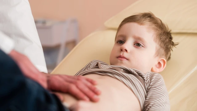 bai-viet/tinh-trang-tre-2-tuoi-bung-to-co-sao-khong.html