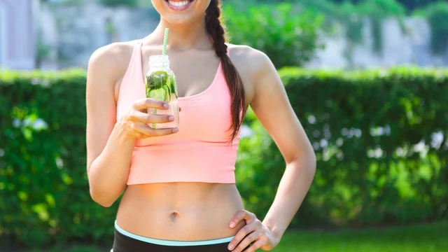 bai-viet/tong-hop-10-nuoc-uong-buoi-toi-giup-dep-da-khoe-than-va-ngu-ngon-ma-ai-cung-nen-ap-dung.html