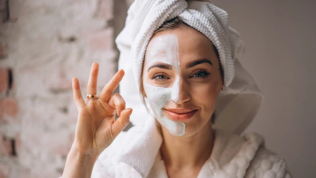 bai-viet/top-5-mat-na-tu-lam-tai-nha-cho-da-nhay-cam.html