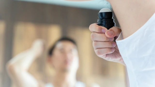 bai-viet/top-lan-khu-mui-khong-gay-vang-ao-nam-duoc-ua-chuong-nhat.html