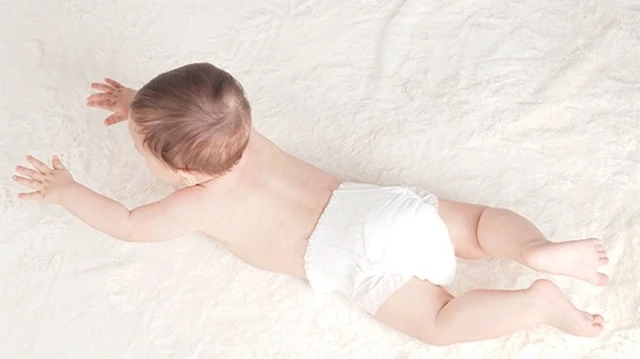 bai-viet/tre-1-thang-tuoi-nen-dung-bim-dan-hay-bim-quan.html