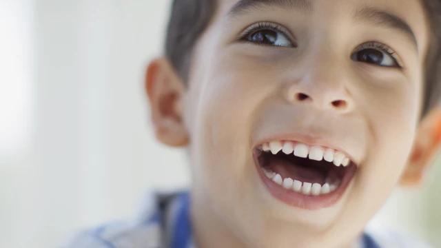 bai-viet/tre-5-tuoi-moc-rang-ham-cha-me-can-cham-soc-nhu-the-nao.html