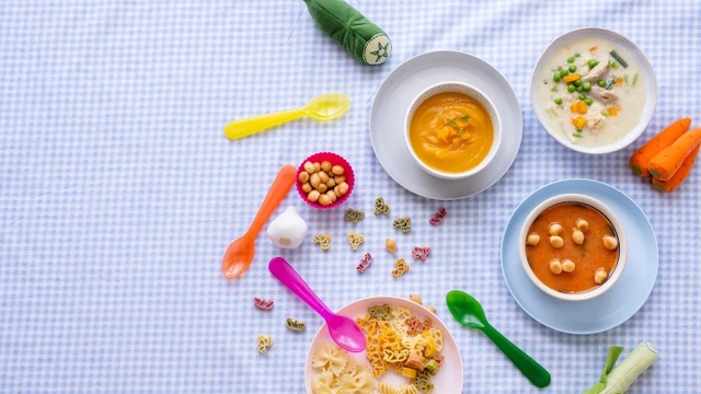 bai-viet/tre-cham-moc-rang-nen-bo-sung-gi-nguyen-tac-dinh-duong-cho-tre-cham-moc-rang.html