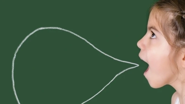 bai-viet/tre-cham-phat-trien-ngon-ngu-dau-hieu-va-cach-can-thiep-kip-thoi.html