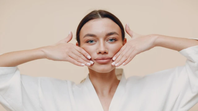 bai-viet/tre-hoa-da-mat-la-gi-cac-phuong-phap-tre-hoa-da-mat-pho-bien.html