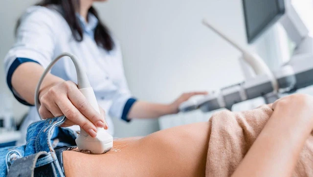 bai-viet/tre-kinh-bao-lau-thi-di-kham-thai-lan-dau-hop-ly-va-nhung-luu-y.html