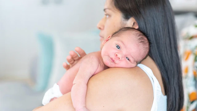 bai-viet/tre-so-sinh-bi-nac-co-nguy-hiem-khong-cac-bien-phap-xu-ly-nhanh.html