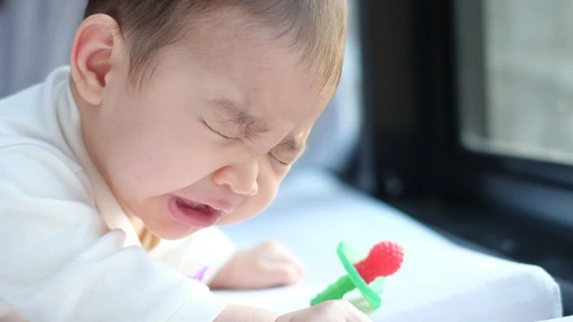 bai-viet/tre-so-sinh-hat-xi-co-phai-bi-lanh-khong-khi-nao-can-di-kham.html