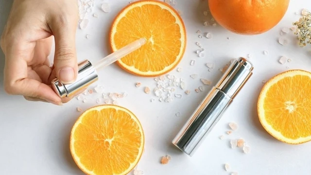 bai-viet/tretinoin-ket-hop-voi-vitamin-c-duoc-khong-cach-ket-hop-tretinoin-va-vitamin-c-hieu-qua.html