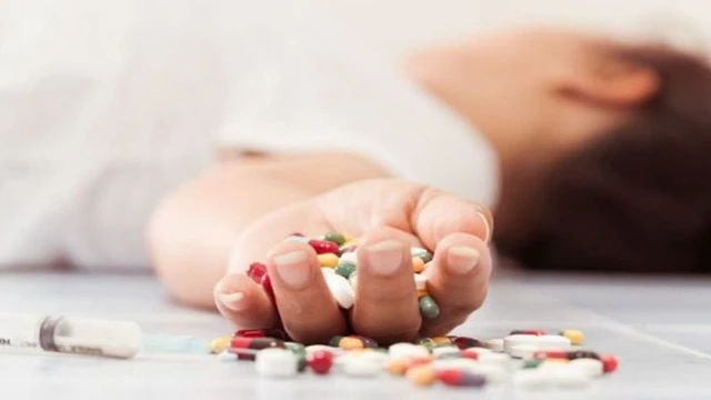 bai-viet/trieu-chung-benh-nhan-ngo-doc-thuoc-ngu.html