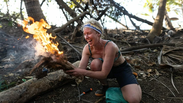 bai-viet/tron-bo-ky-nang-sinh-ton-cuc-quan-trong-de-song-sot-noi-hoang-da.html