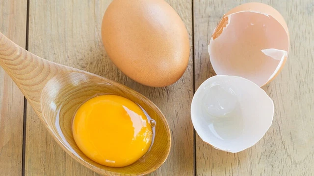 bai-viet/trung-ga-song-co-tot-cho-suc-khoe-khong-an-trung-ga-song-co-tac-dung-gi.html