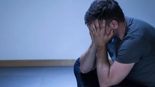 bai-viet/tuoi-man-duc-cua-dan-ong-pho-bien-la-bao-nhieu-cach-lam-cham-qua-trinh-man-duc.html