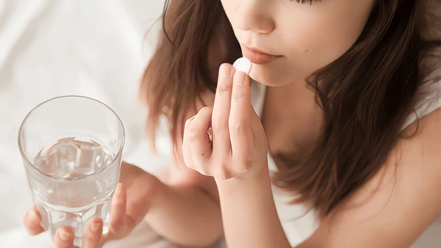 bai-viet/uong-aspirin-khi-co-tien-su-thai-luu-chi-em-can-luu-y-nhung-gi.html