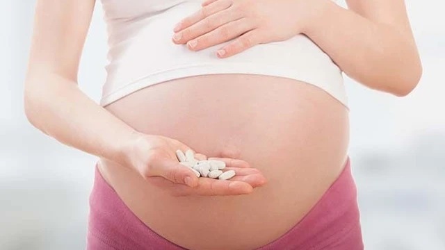 bai-viet/uong-aspirin-khi-mang-thai-3-thang-dau-loi-ich-va-rui-ro.html