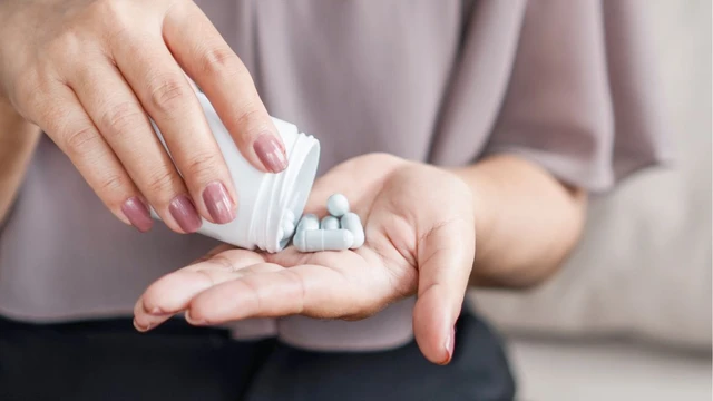 bai-viet/uong-kem-cach-khang-sinh-bao-lau-thong-tin-ban-can-biet.html