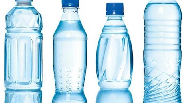 bai-viet/uong-nuoc-khoang-co-ga-co-tot-khong-64560.html