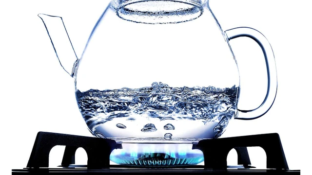 bai-viet/uong-nuoc-mua-dun-soi-co-tot-khong-cach-xu-ly-nuoc-mua.html