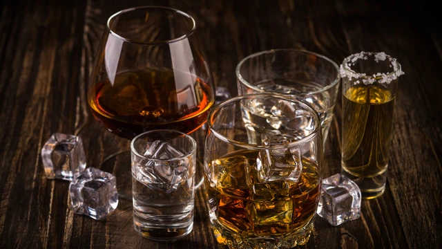 bai-viet/uong-ruou-bia-buoi-toi-bao-lau-nong-do-con-ve-0.html