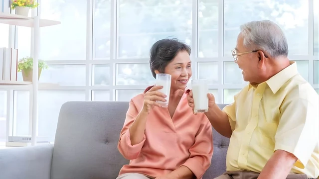 Uống sữa Ensure nhiều có tốt không và nên uống bao nhiêu là đủ?