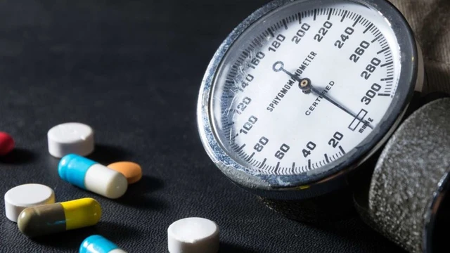 bai-viet/uong-thuoc-ha-huyet-ap-lau-nam-co-hai-hay-khong.html