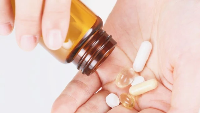 bai-viet/huong-dan-uong-vitamin-a-cho-tre-sao-cho-an-toan-luu-y-quan-trong.html