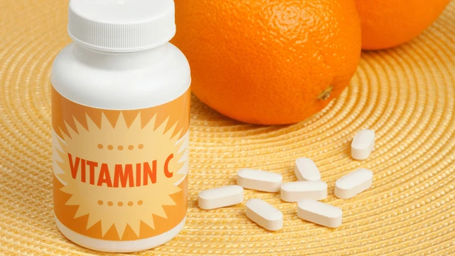 bai-viet/uong-vitamin-c-va-vitamin-e-co-tac-dung-gi.html