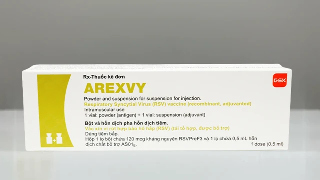 Vắc xin Arexvy giá bao nhiêu? Ai nên và không nên tiêm?