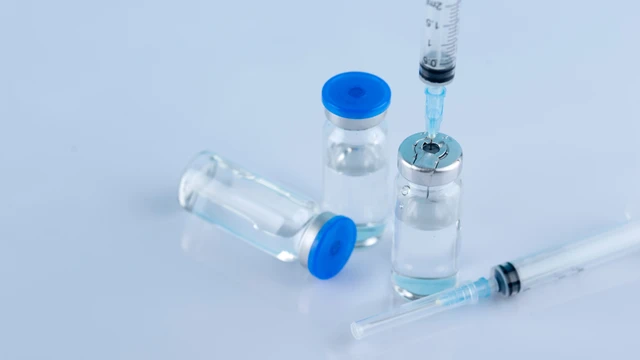 Vắc xin Nimenrix: Tác dụng, lịch tiêm và giá tiêm