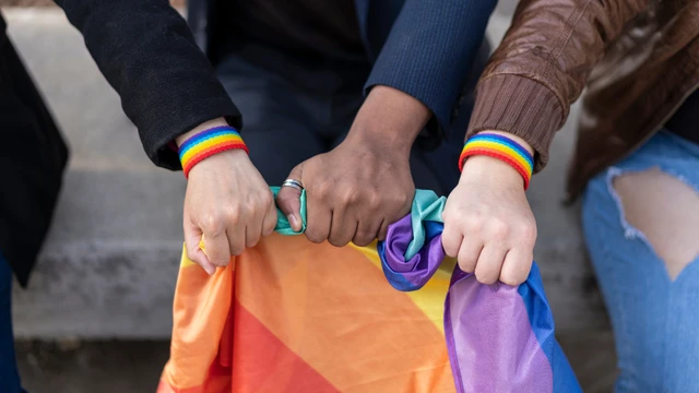 bai-viet/vers-trong-lgbt-la-gi-vers-va-suc-khoe-tinh-duc.html