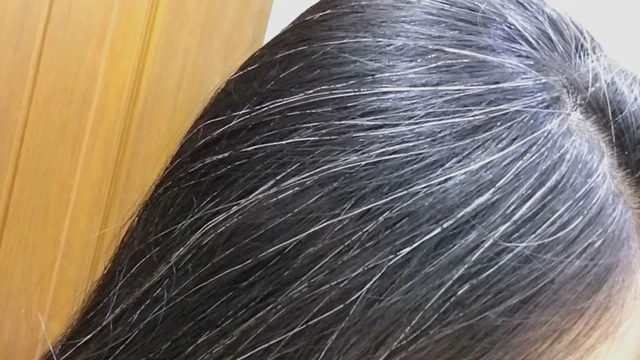 bai-viet/vi-sao-40-tuoi-toc-bac-trang-giai-phap-cho-tinh-trang-nay.html