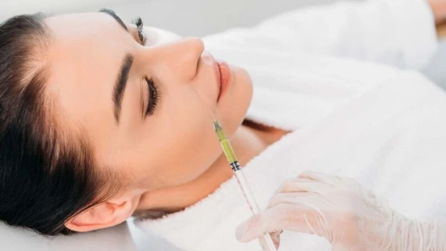 bai-viet/vi-sao-phuong-phap-dung-te-bao-goc-tri-seo-ro-lai-rat-duoc-ua-chuong.html