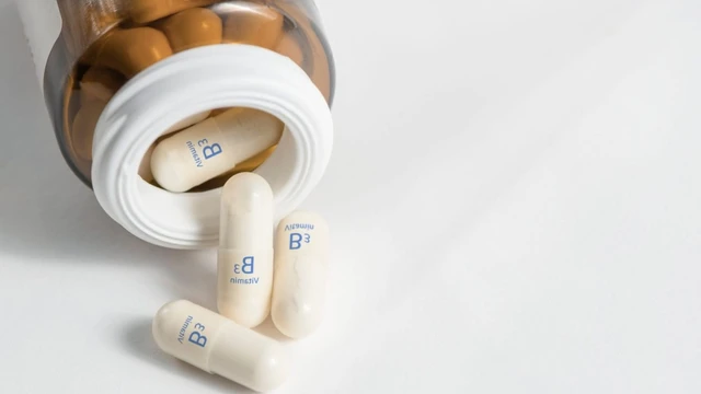 bai-viet/vitamin-b3-niacin-co-the-cai-thien-hang-rao-bao-ve-da-nhu-the-nao.html