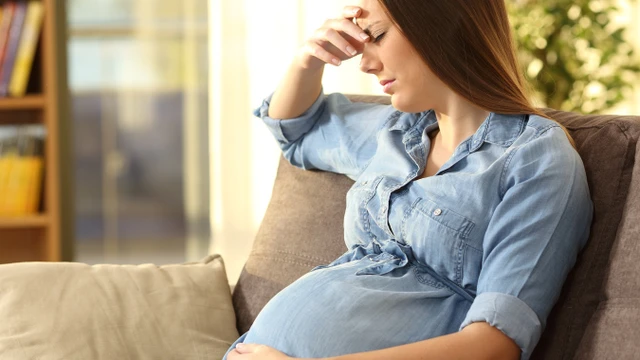 bai-viet/vung-kin-bi-tham-khi-mang-thai-nguyen-nhan-do-dau-cach-khac-phuc-ra-sao-57696.html