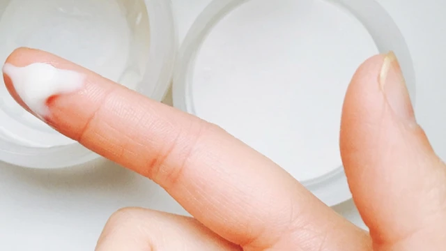 bai-viet/vung-kin-co-can-trang-la-do-dau-xu-tri-ra-sao.html